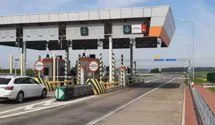 Zniesienie opłat za przejazdy pojazdów lekkich po państwowych autostradach od lipca