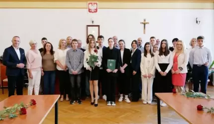 Do listy 256 Stypendystów Starosty Średzkiego dołączyło kolejnych 10 uczniów!