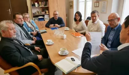 Podpisano umowę na wykonanie projektu ścieżki rowerowej Cesarzowice - Piersno