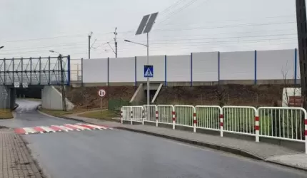 W Chomiąży powstało nowe przejście dla pieszych i chodnik