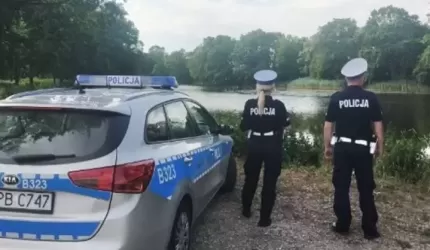Policjanci kontrolują akweny na terenie powiatu średzkiego