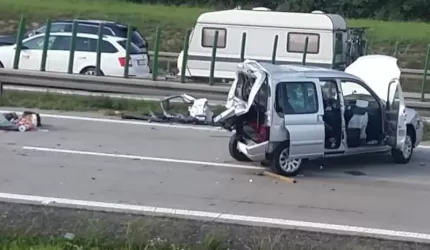 Karambol na autostradzie (zdjęcia)