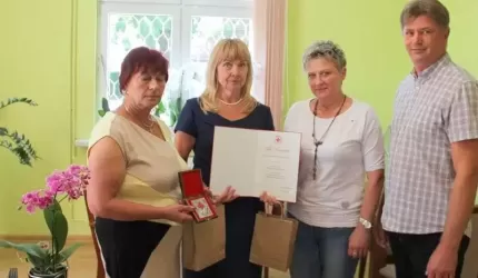 Medal Polskiego Czerwonego Krzyża dla gminy Kostomłoty