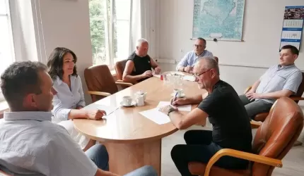 Podpisano umowę na wykonanie oznakowania poziomego na drogach Powiatu