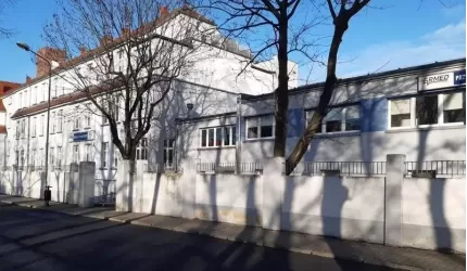 Budynek szpitala znów własnością powiatu. Trochę historii