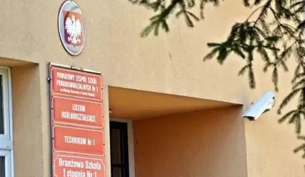 Szkoły ponadpodstawowe pracują w trybie hybrydowym