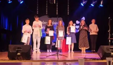 Powiatowy Konkurs Piosenki Patriotycznej i Żołnierskiej w Miękini - poznajcie laureatów!