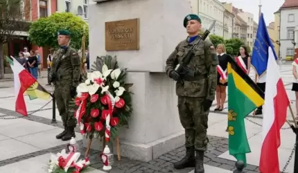 Uroczyste obchody Święta Wojska Polskiego w Środzie Śląskiej