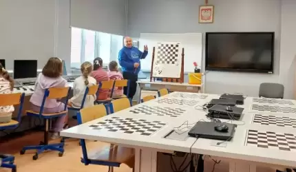 W Gminie Udanin startują warcabowe zajęcia. Lekcja pokazowa już się odbyła