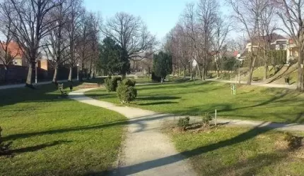 Trawniki w parkach, to wielka psia toaleta (list do redakcji)