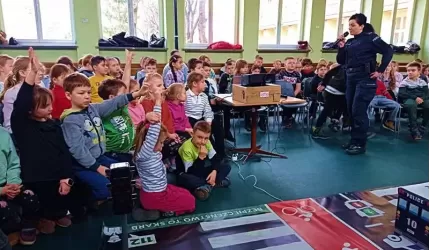 Realizacja programu "Bezpieczeństwo to Skarb" z uczniami SP nr 3 w Środzie Śląskiej