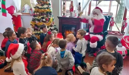 Przedszkolaki z Ciechowa na Bożonarodzeniowych warsztatach z Mikołajem!