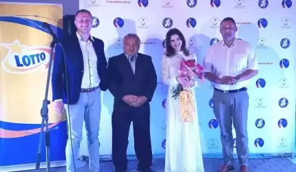 „Niezapomniane Przeboje”. Koncert Katarzyny Zawady w Konarach