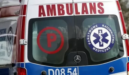 Czytelnik: "Kobieta leżała, a inni stali i tylko patrzyli"