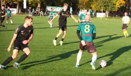 Weekendowe granie 12-13 kwietnia 2025 – futbolowy rozkład jazdy!