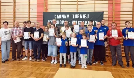 Średzcy warcabiści na turnieju w Piersnie