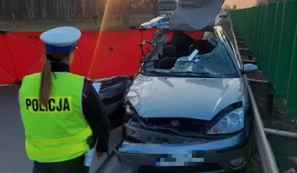 Zginął 63-letni mężczyzna. Policja apeluje – podróżujmy bez pośpiechu i ostrożnie!