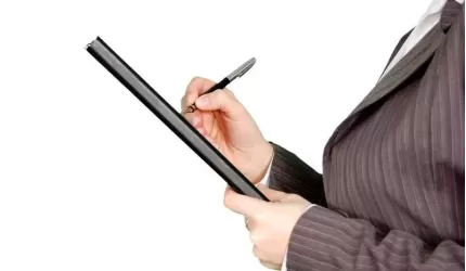 Dyr. średzkiego sanepidu nałożyła grzywnę na dyr. legnickiego sanepidu