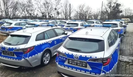 Nowe hybrydowe radiowozy trafią na drogi Dolnego Śląska