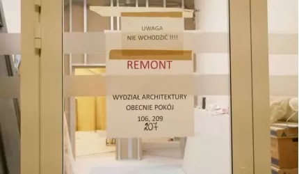 Remont w Wydziale Urbanistyki, Architektury i Budownictwa średzkiego starostwa