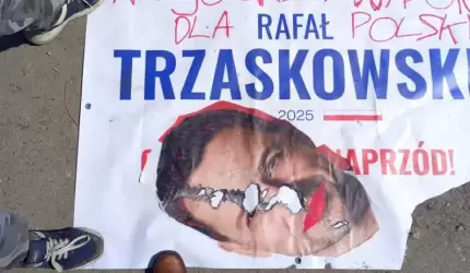 Kto niszczy materiały wyborcze? Mieszkaniec: To raczej zorganizowana grupa!