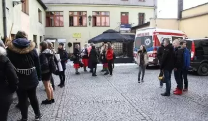 W średzkim domu kultury zasłabły trzy dziewczynki