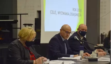 Zarząd Powiatu z absolutorium