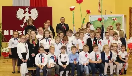 Święto Niepodległości w SP w Ujeździe Górnym