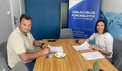 Podpisano kolejne umowy na budowę kanalizacji sanitarnej w Krępicach, Żurawińcu i Źródłach