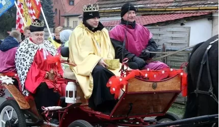Orszak Trzech Króli ulicami Malczyc (zdjęcia)