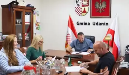Podpisanie umowy na przebudowę ul. Klonowej w Udaninie