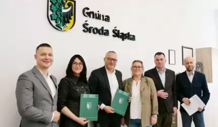 Podpisano porozumienia dot. udzielenia pomocy finansowej Powiatowi Średzkiemu
