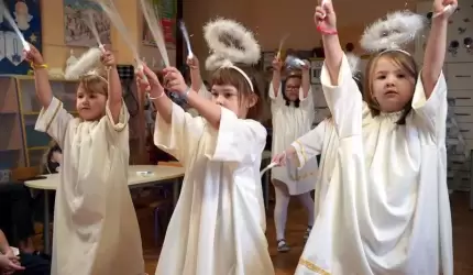 Tradycje Świąt Bożego Narodzenia - międzyprzedszkolne konkursy i zabawy