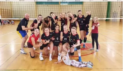 UKS Gminy Miękinia zaprasza na mecz na szczycie juniorek młodszych!