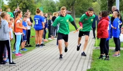 Sztafetowe Biegi Przełajowe dla Szkół Podstawowych
