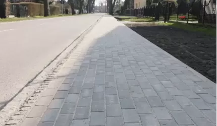 Powstają kolejne chodniki w powiecie średzkim