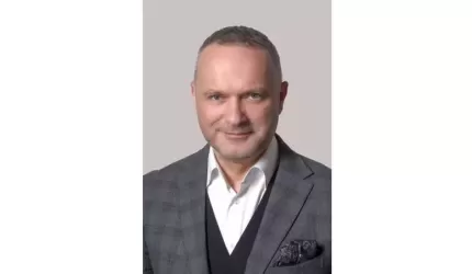 “Wiem, czym żyje Powiat” rozmowa z Sebastianem Burdzym