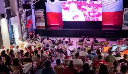 Mecz Polska-Francja w Średzkiej Strefie Kibica