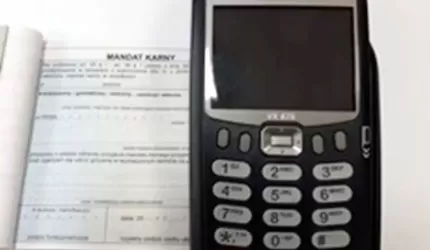 Policja przypomina: za mandat możesz zapłacić kartą