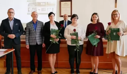 Nowe nauczycielki mianowane w powiatowych placówkach