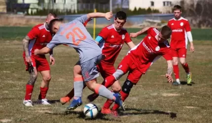 Orzeł Pichorowice wygrywa w Ujeździe Górnym [wypowiedzi i zdjęcia]