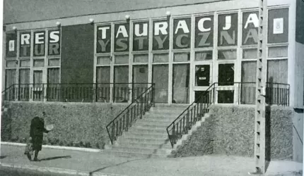 Restauracja Turystyczna w czasach wieszaków na gazety