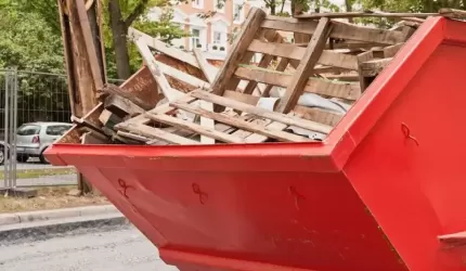 Kontenery na gruz i odpady – jakie odpady można do nich wyrzucić?