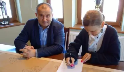 Droga do gruntów rolnych w Kokorzycach. Umowa podpisana