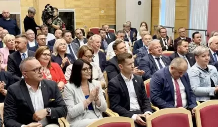 Zastrzyk finansowy dla samorządów – UMWD rozdysponował rekordowe środki