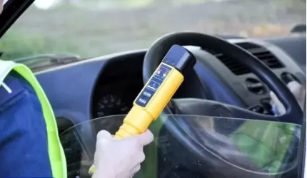 Policjanci apelują o zachowanie trzeźwości na drogach!