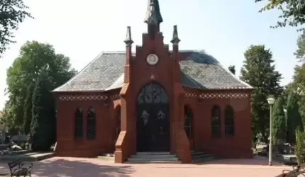 Nowy agregat chłodni w kaplicy cmentarnej