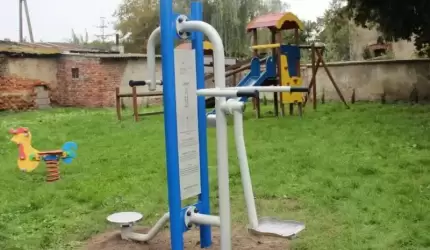 Doposażenie placów zabaw i siłowni plenerowych zakończone