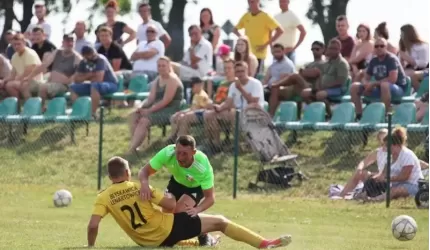 Wygrana Lenartowic pozbawiła Łowęcice awansu [fotorelacja]