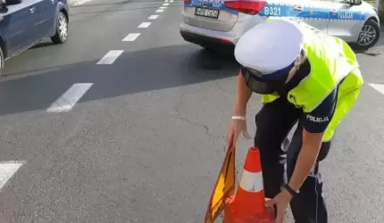 Kolizja w Cesarzowicach. Jedną osobę przewieziono do szpitala